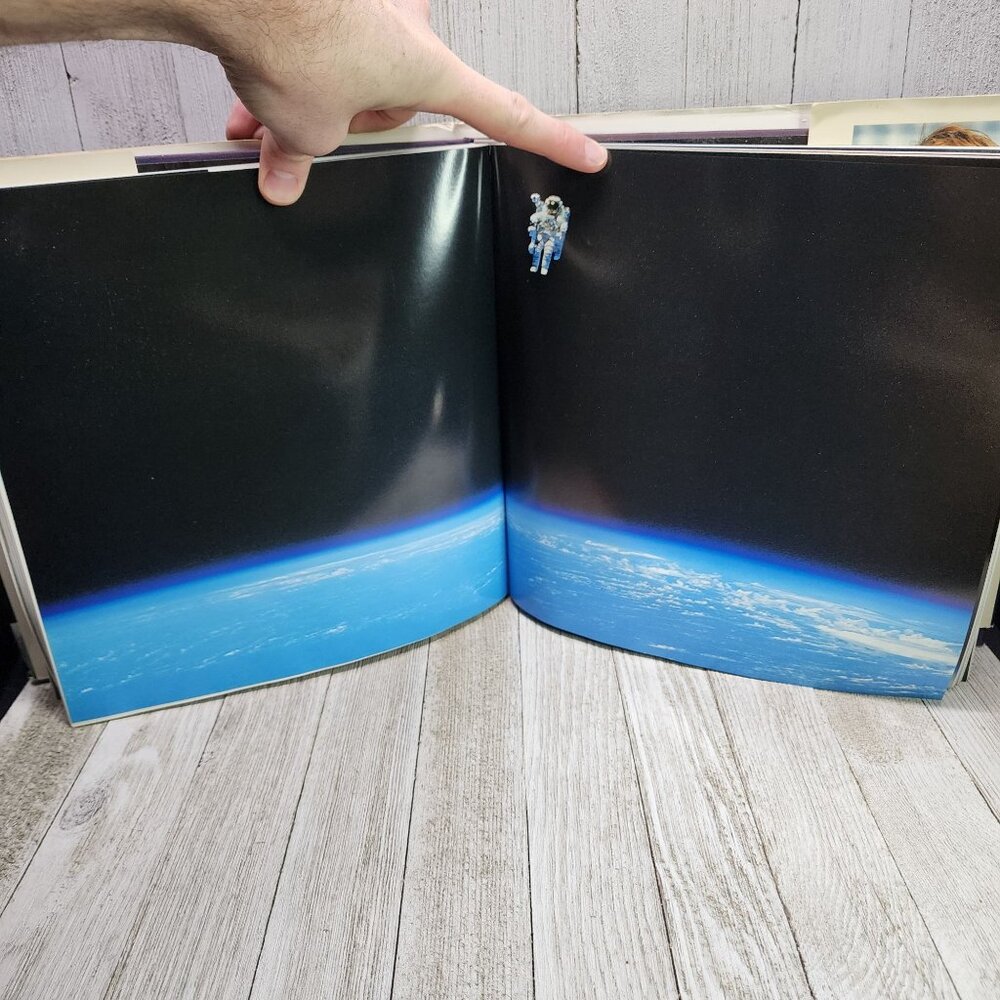 Entering Space An Astronaut's Odyssey by Joseph P. Allen w/ Russel Martin - Picture 5 of 8